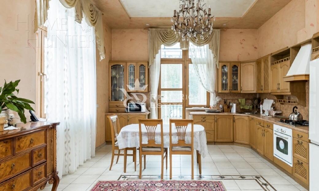 2-этажный коттедж 920 м² с отделкой