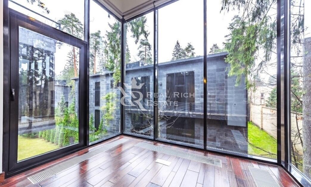 2-этажный коттедж 680 м² с отделкой