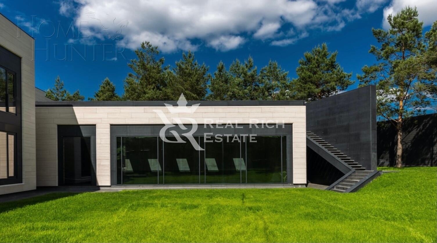 2-этажный коттедж 2 051 м² без отделки