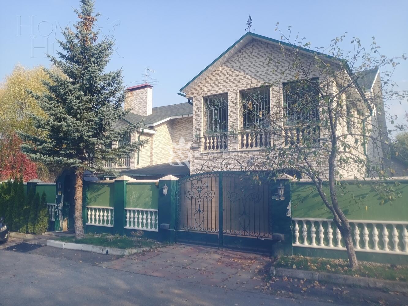 2-этажный коттедж 750 м² с отделкой