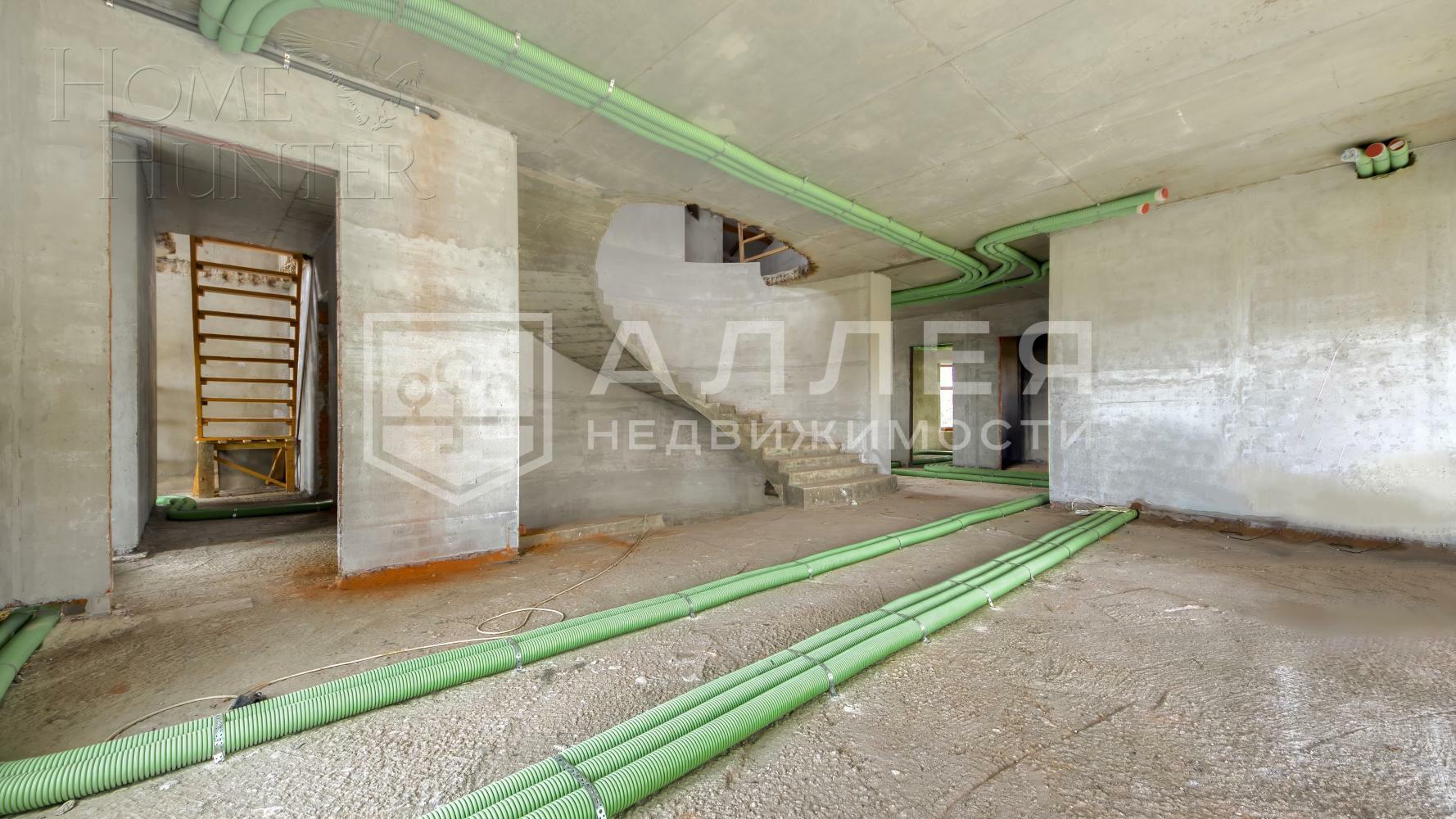 3-этажный коттедж 680 м² без отделки