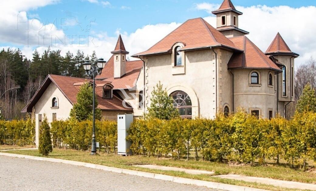 3-этажный коттедж 520 м² без отделки