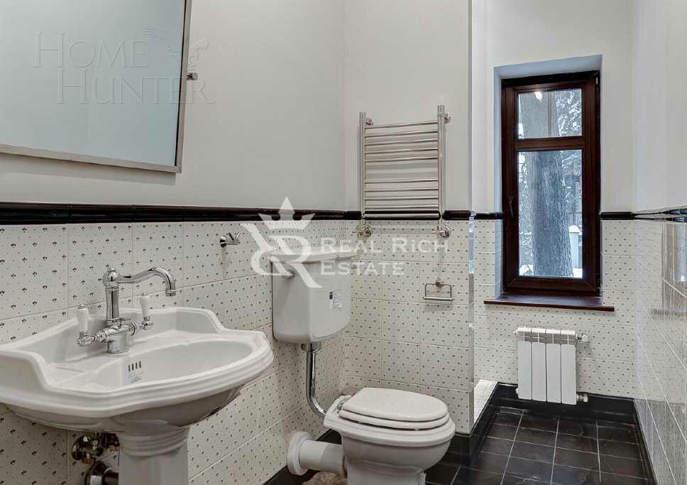 2-этажный коттедж 650 м² с отделкой