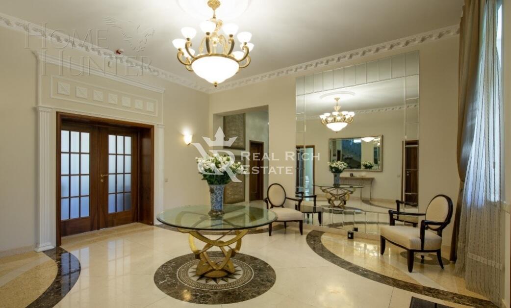 2-этажный коттедж 1 050 м² с отделкой