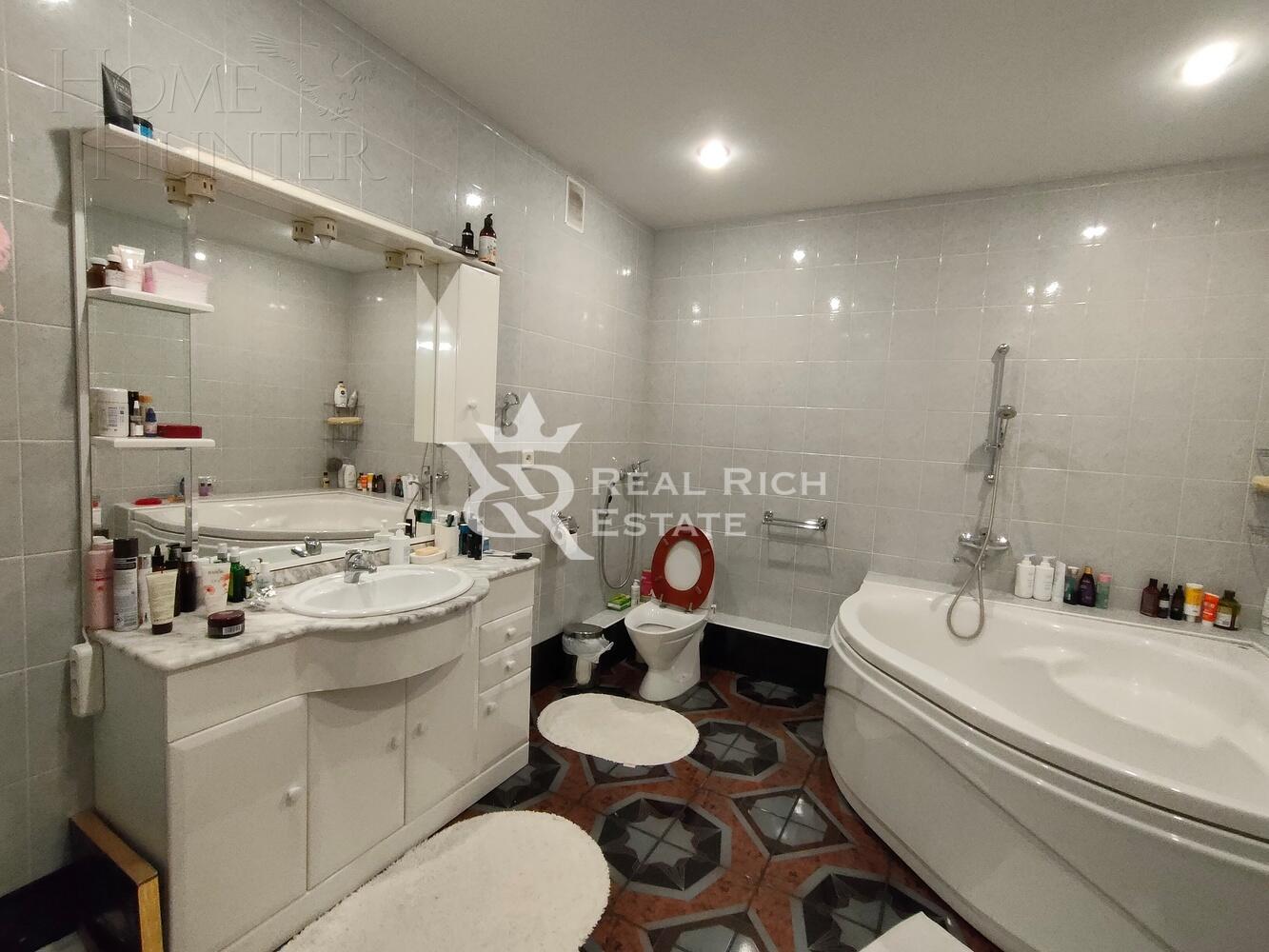 2-этажный коттедж 500.5 м² с отделкой