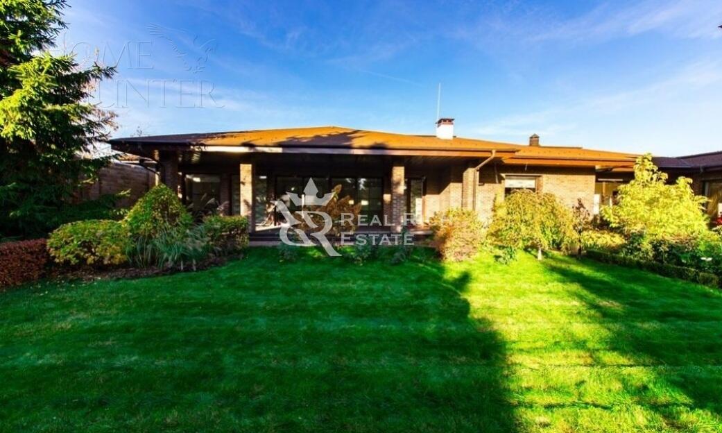 2-этажный коттедж 960 м² с отделкой