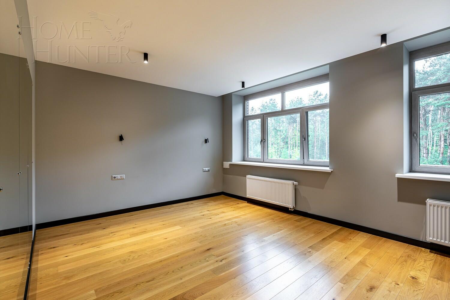 3-этажный коттедж 467 м² с отделкой