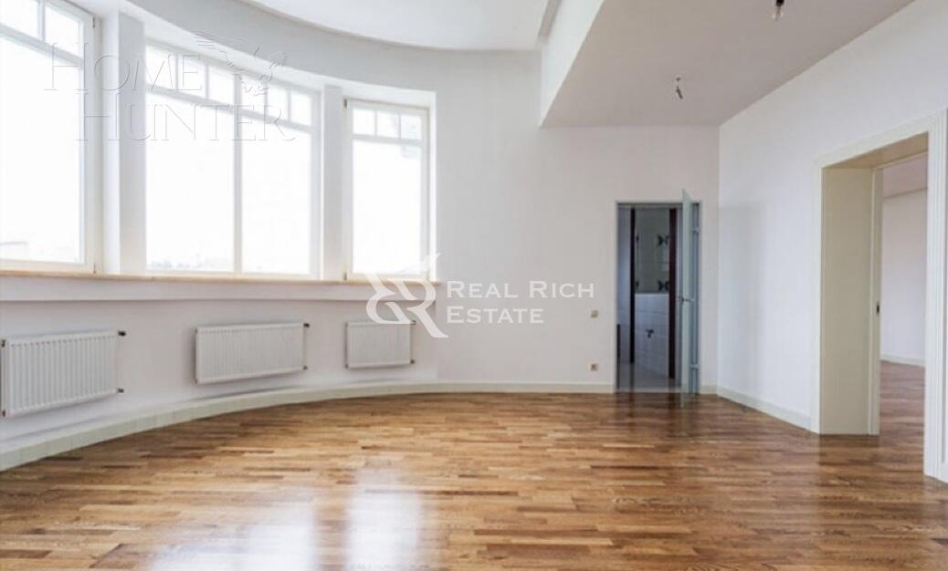 2-этажный коттедж 1 008 м² с отделкой