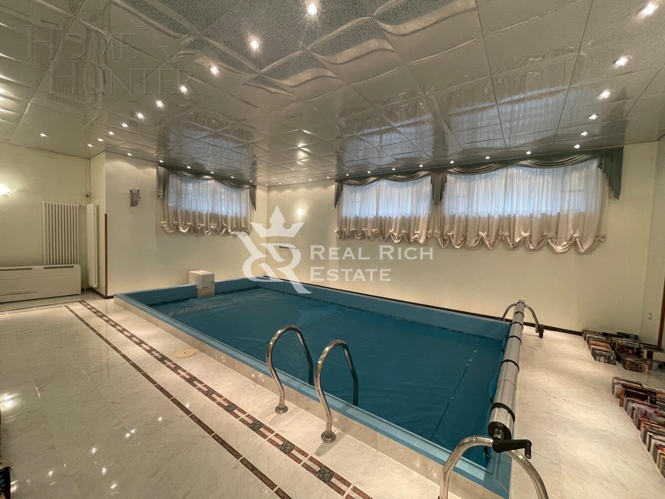 3-этажный коттедж 674 м² с отделкой