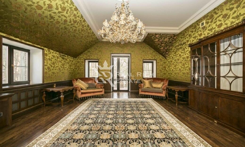 2-этажный коттедж 2 360 м² с отделкой