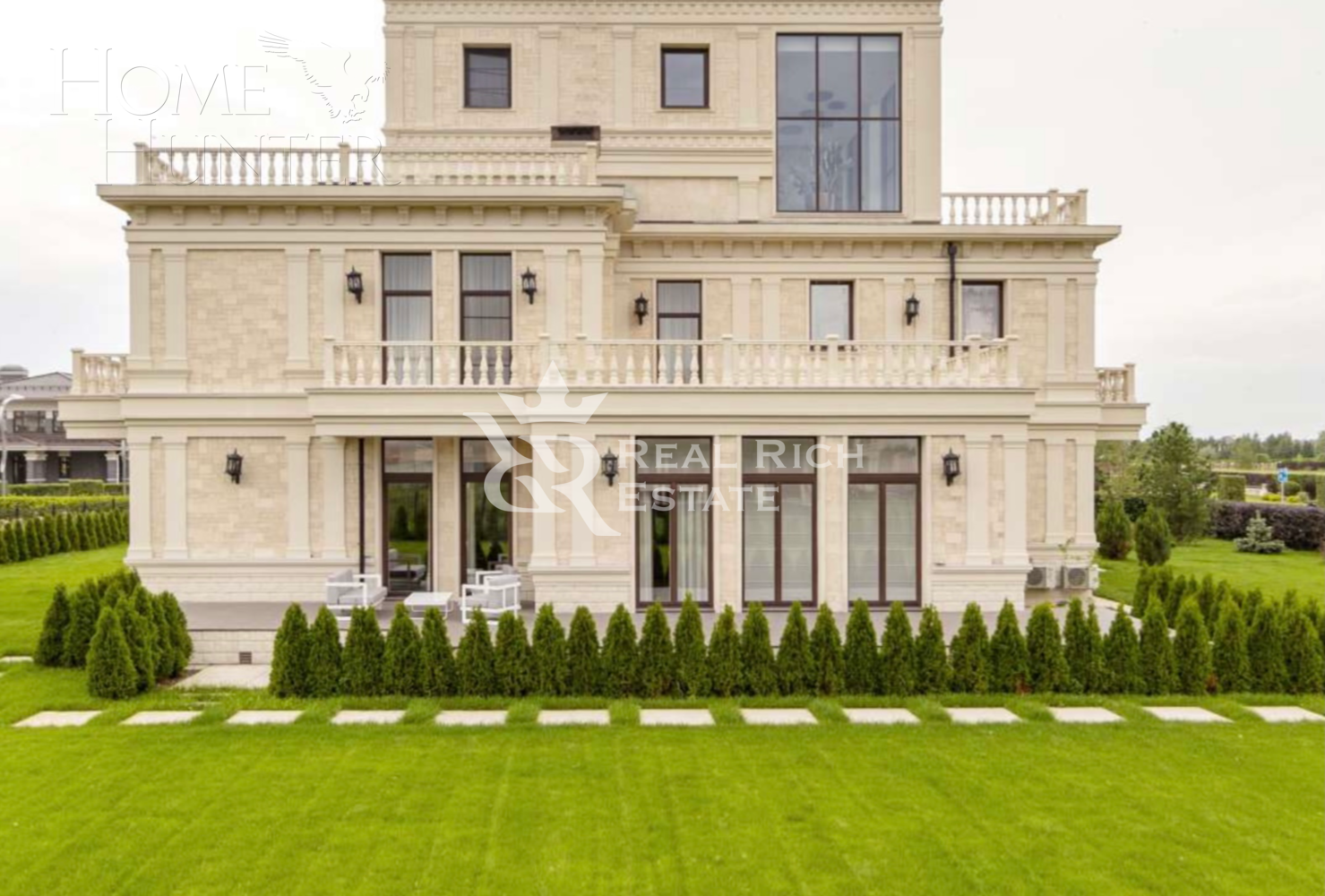 3-этажный коттедж 820 м² с отделкой