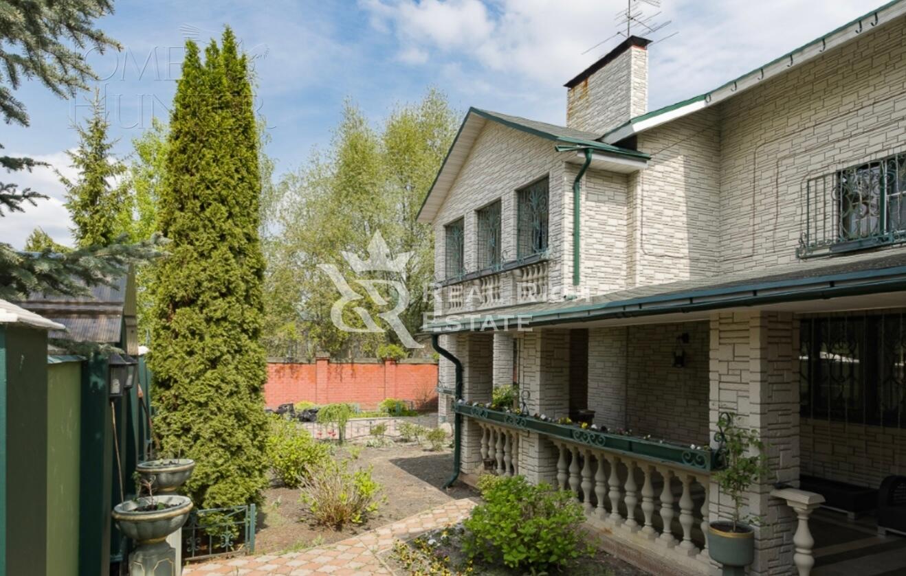 2-этажный коттедж 750 м² с отделкой