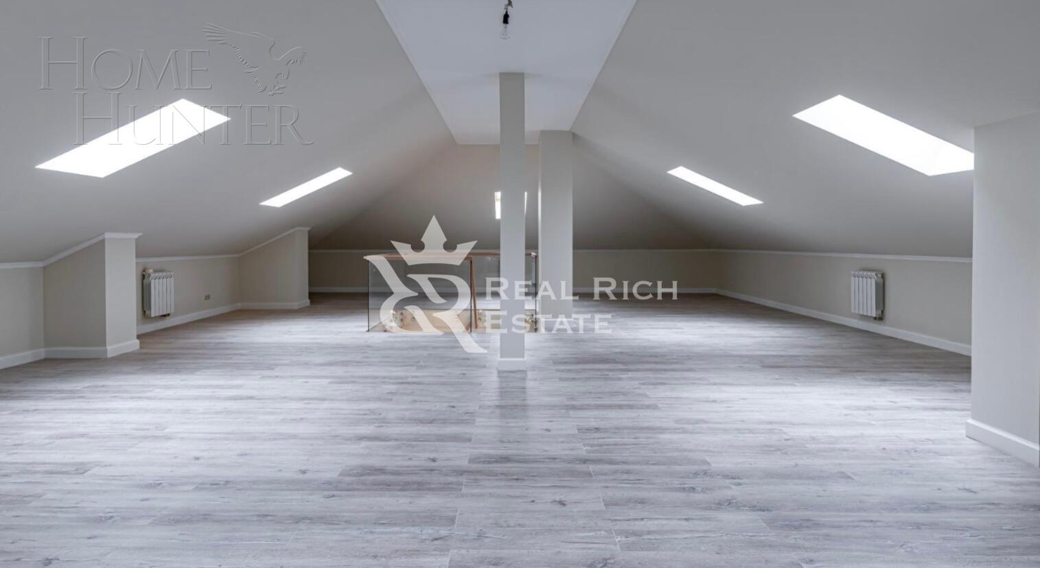 2-этажный коттедж 350 м² с отделкой