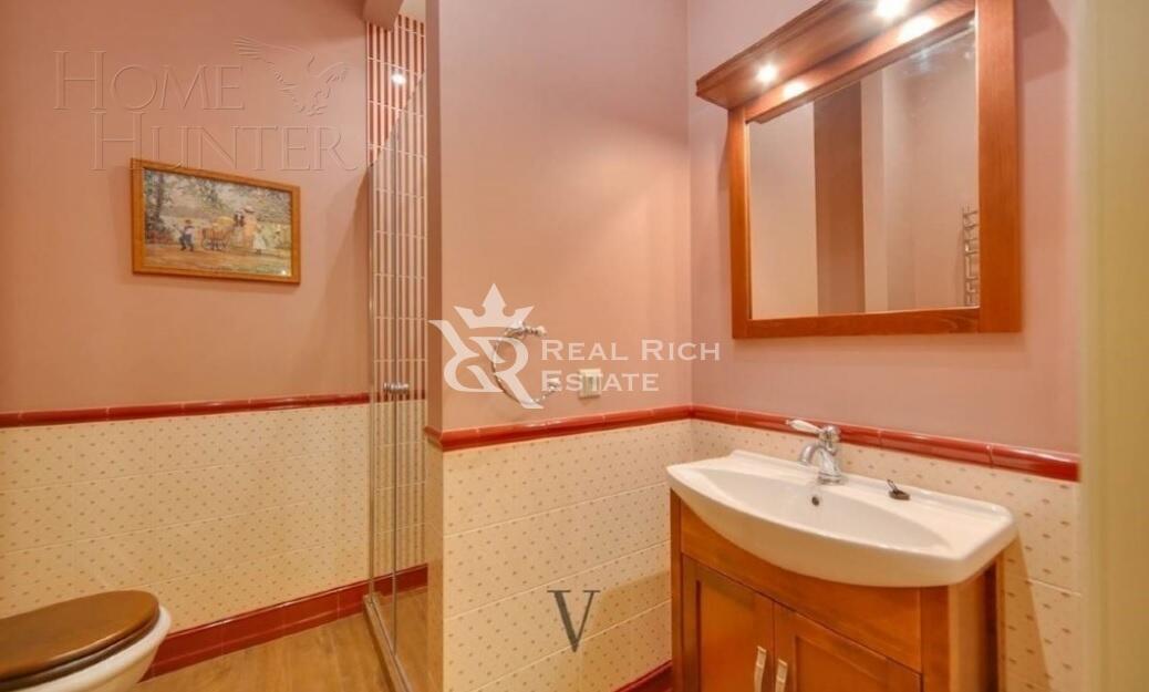 2-этажный таунхаус 220 м² с отделкой