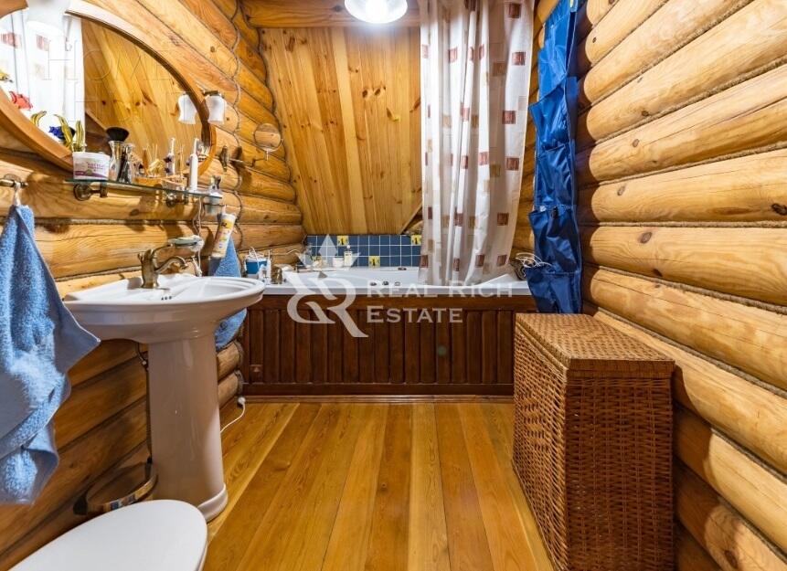 3-этажный коттедж 700 м² с отделкой