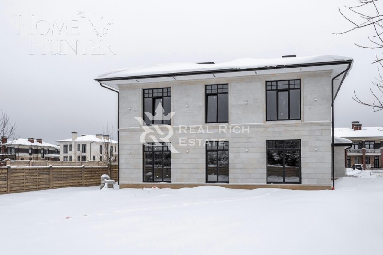 2-этажный коттедж 440 м² без отделки