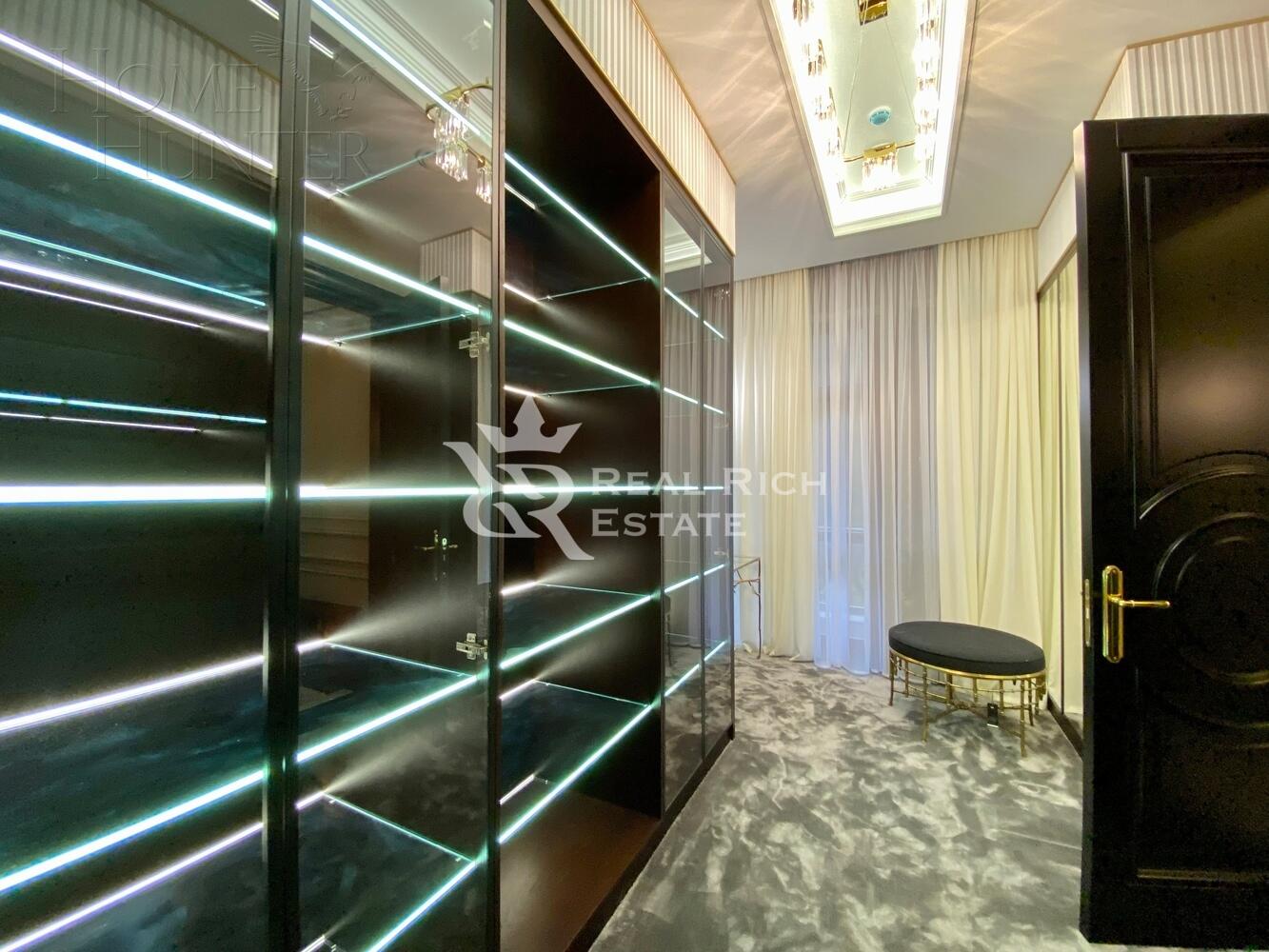 3-этажный коттедж 697 м² с отделкой