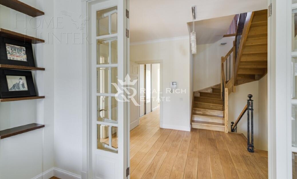 2-этажный коттедж 500 м² с отделкой