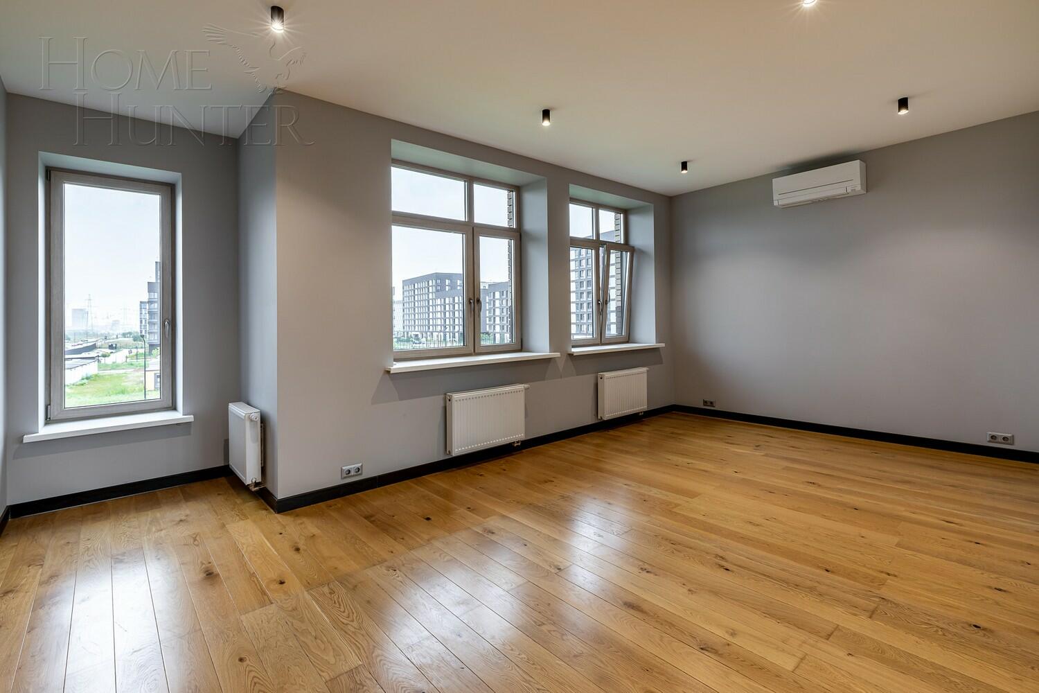 3-этажный коттедж 467 м² с отделкой