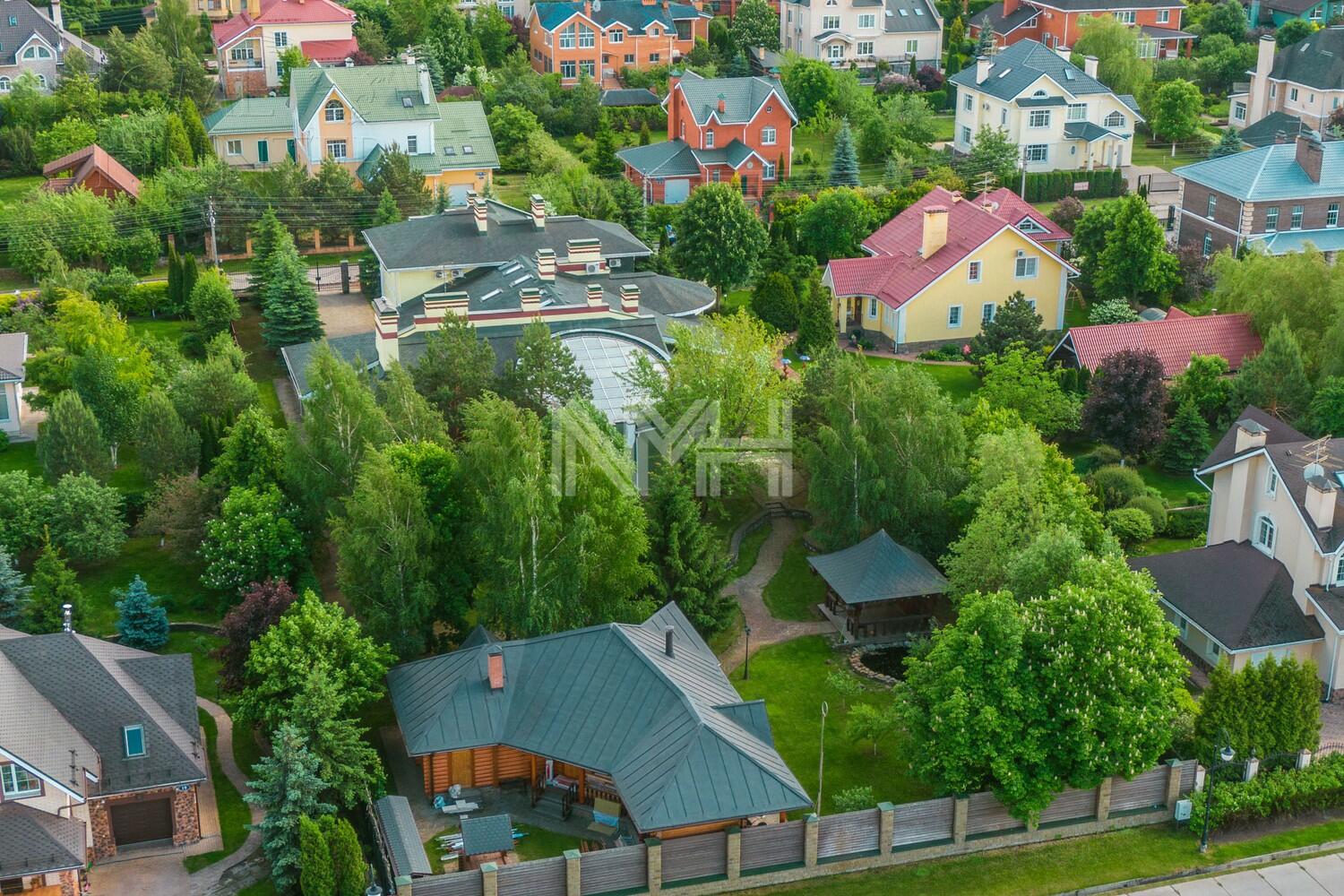 2-этажный коттедж 810 м² с отделкой