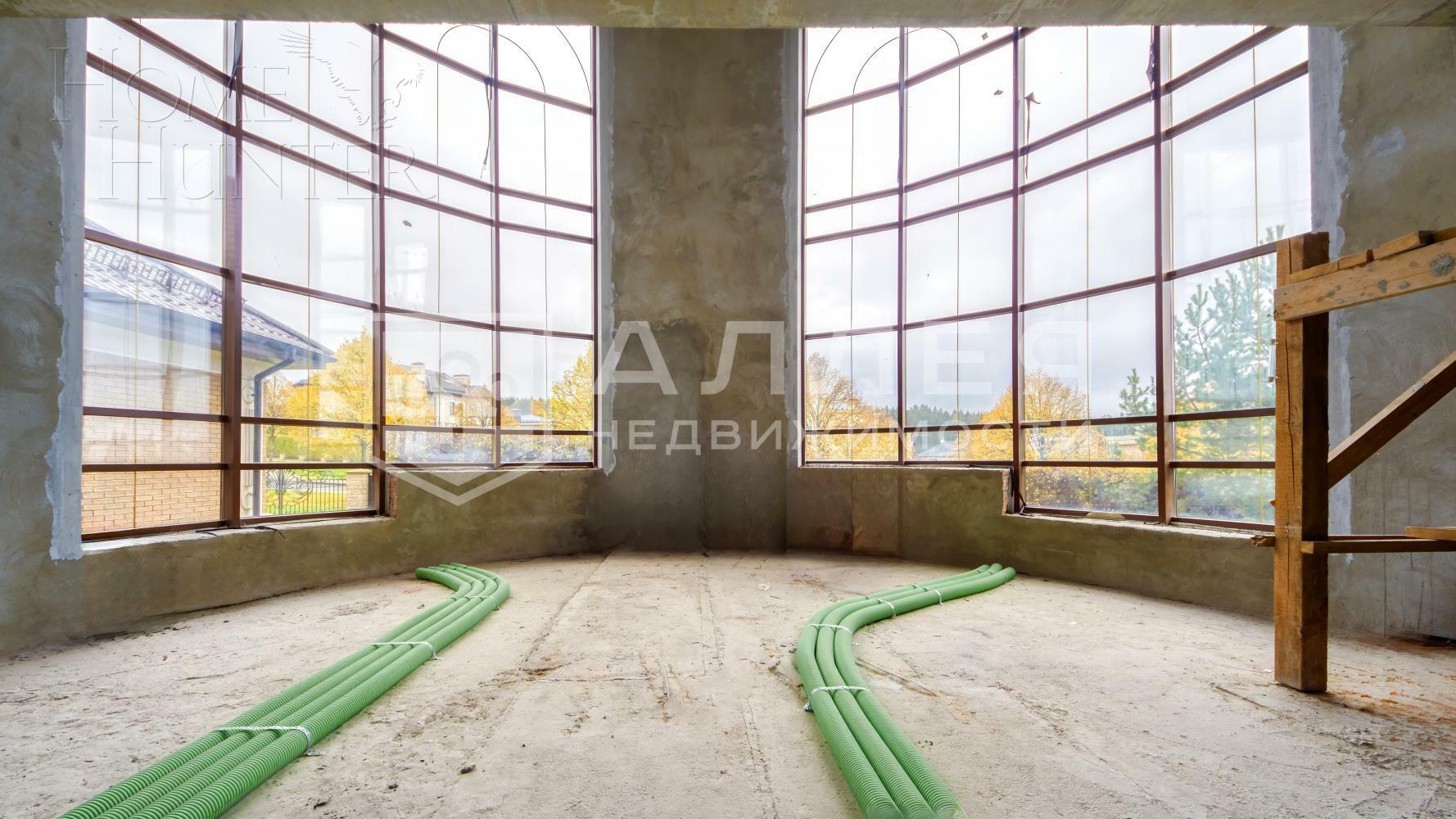 3-этажный коттедж 680 м² без отделки