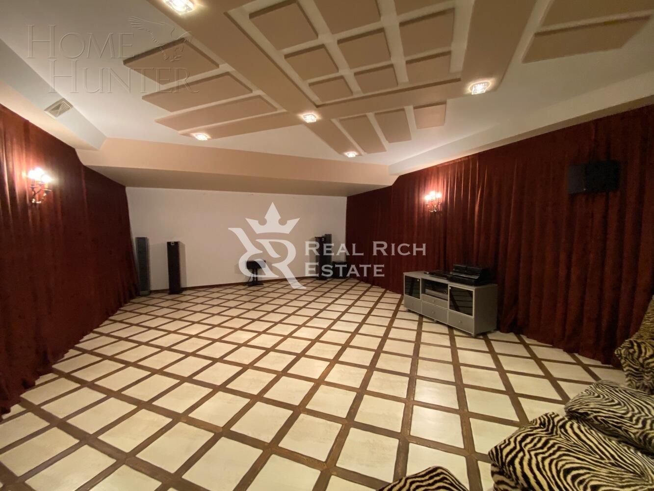 2-этажный коттедж 800 м² с отделкой