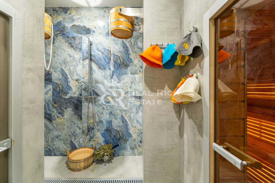 3-этажный коттедж 768 м² с отделкой