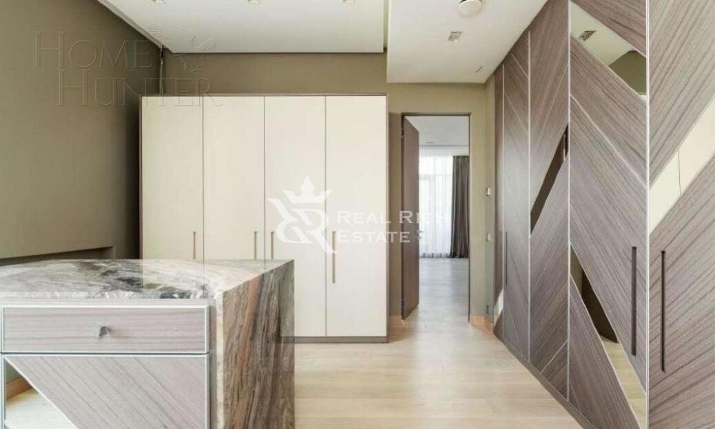 2-этажный коттедж 650 м² с отделкой