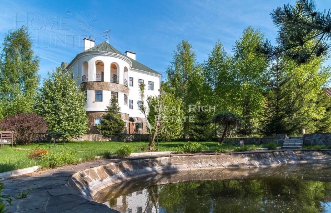 2-этажный коттедж 600 м² с отделкой