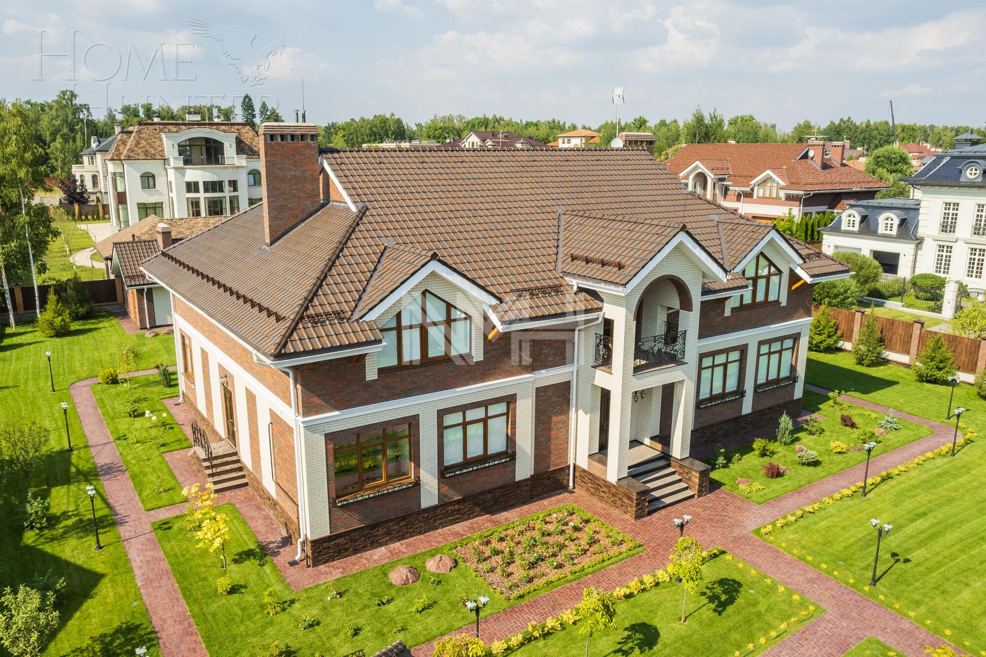 2-этажный коттедж 900 м² с отделкой