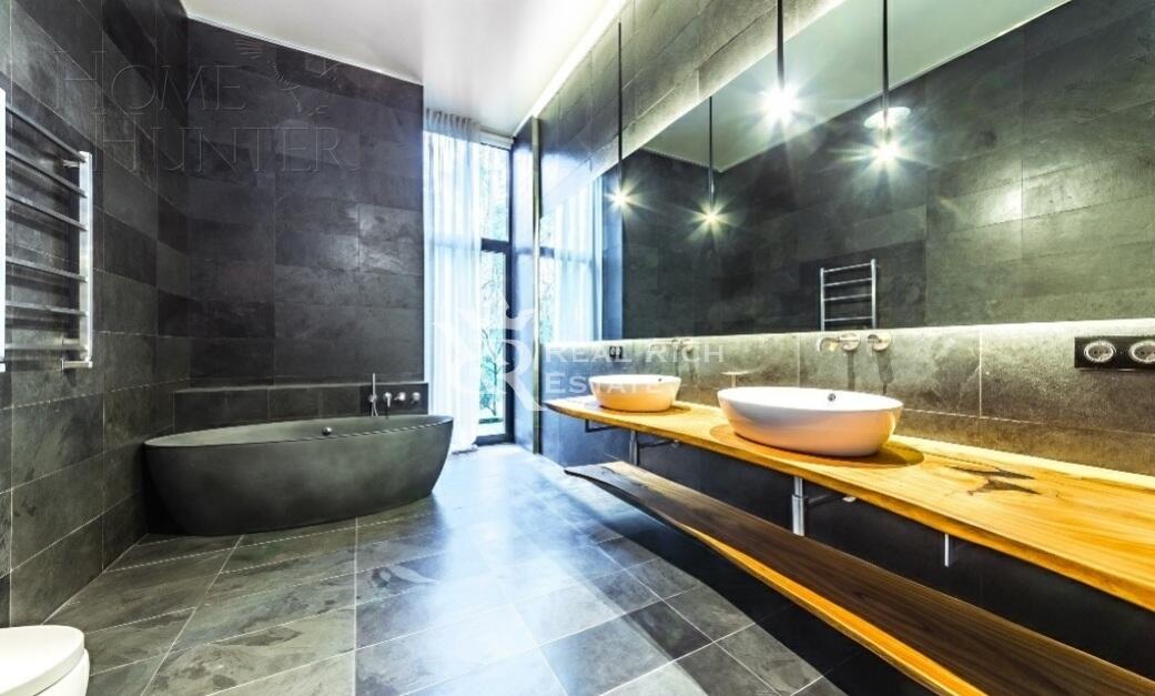 2-этажный коттедж 680 м² с отделкой