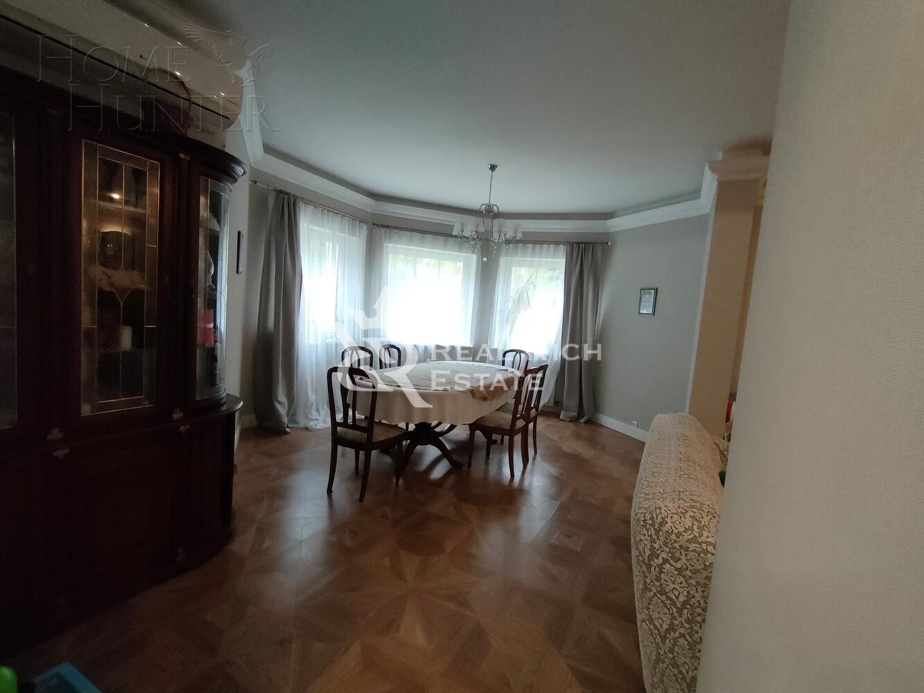 2-этажный коттедж 500.5 м² с отделкой