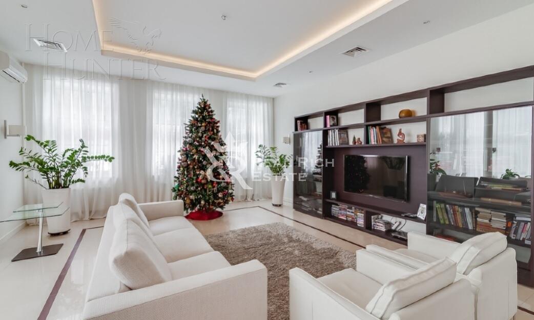 3-этажный коттедж 1 000 м² с отделкой