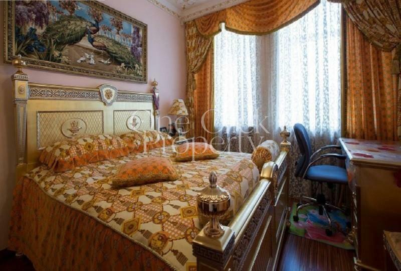 10-КОМН. КВАРТИРА С ОТДЕЛКОЙ 560 М² НА 4 ЭТАЖЕ