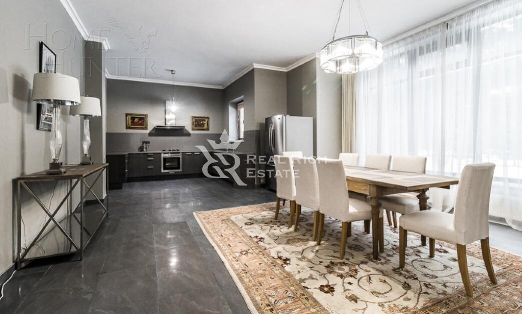 2-этажный коттедж 500 м² с отделкой