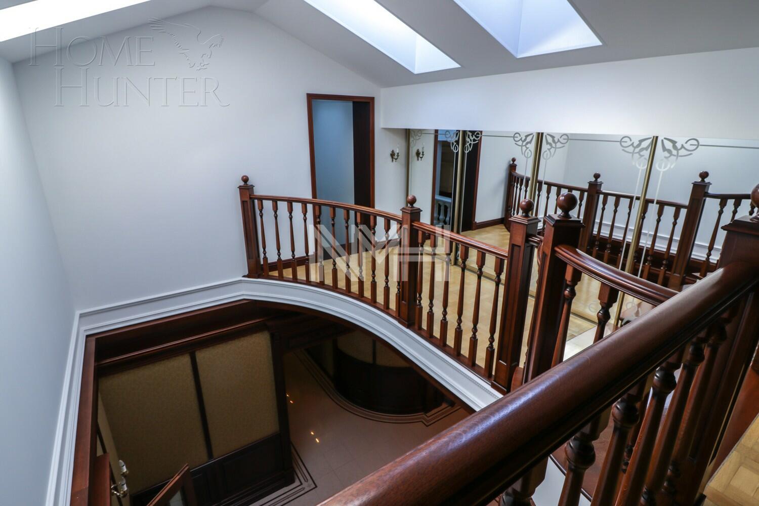 2-этажный коттедж 810 м² с отделкой