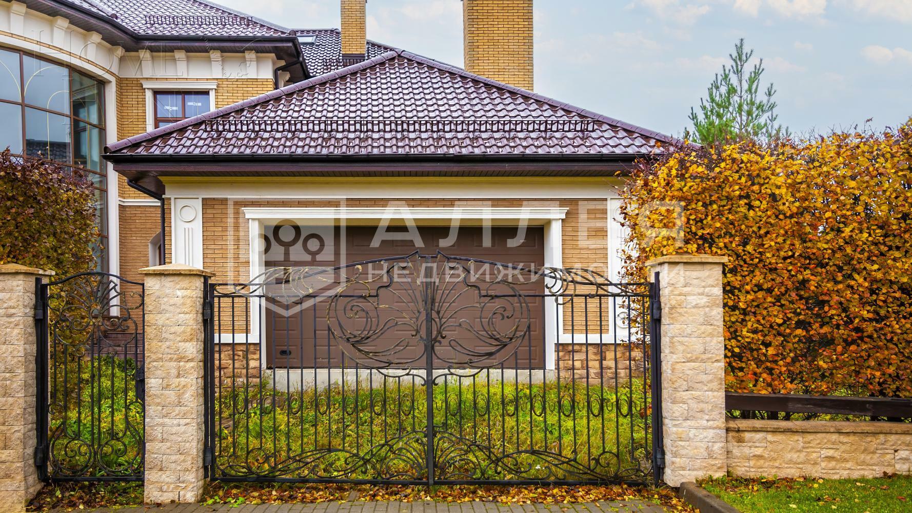 3-этажный коттедж 680 м² без отделки