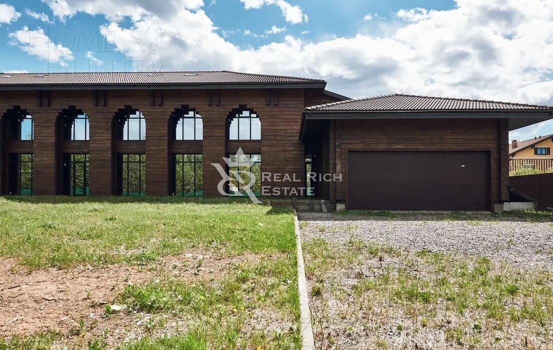 2-этажный коттедж 1 413 м² без отделки