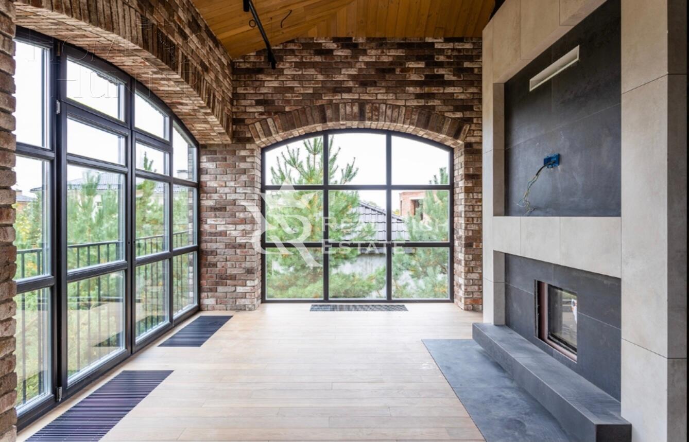 2-этажный коттедж 890 м² с отделкой