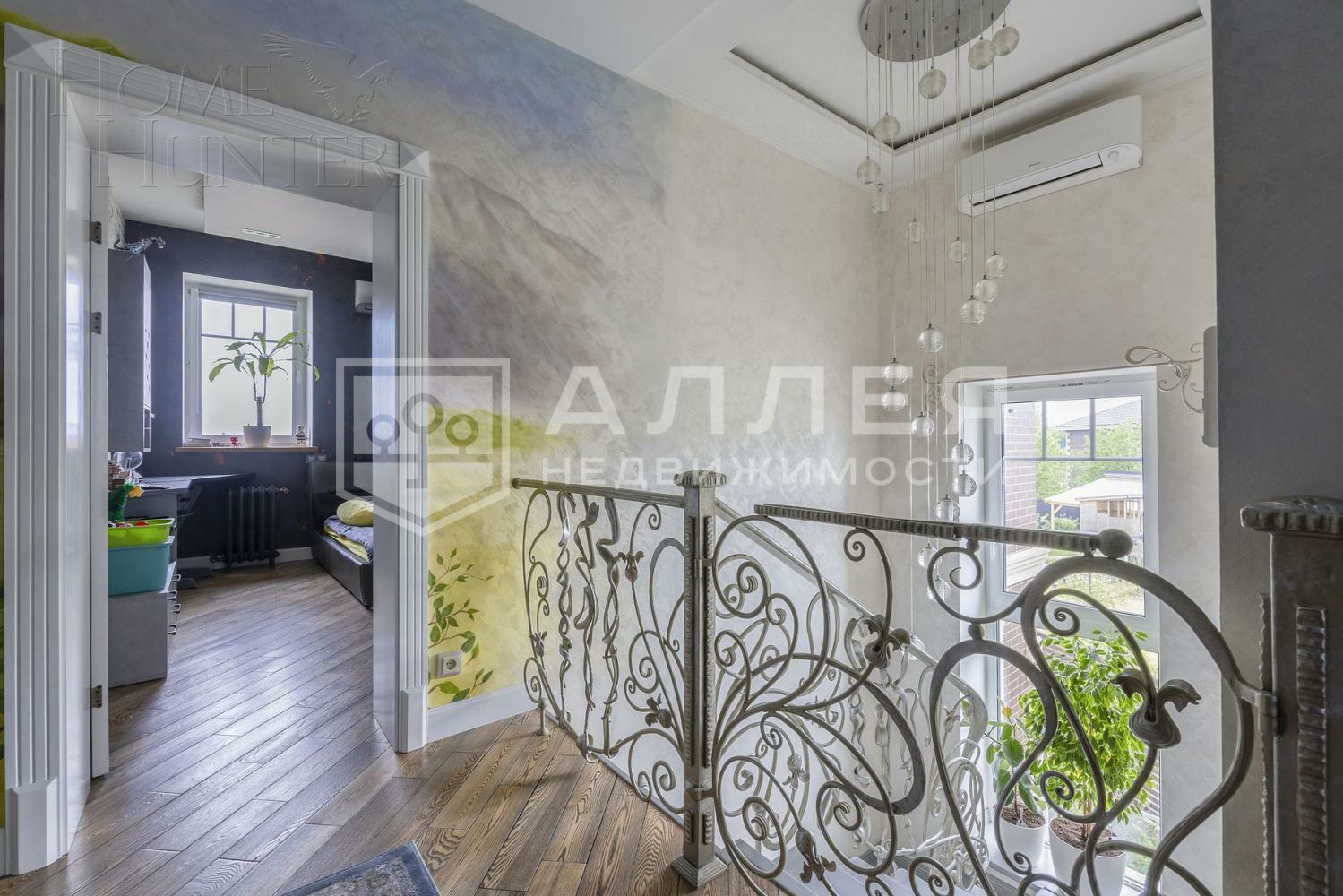 2-этажный коттедж 270 м² с отделкой