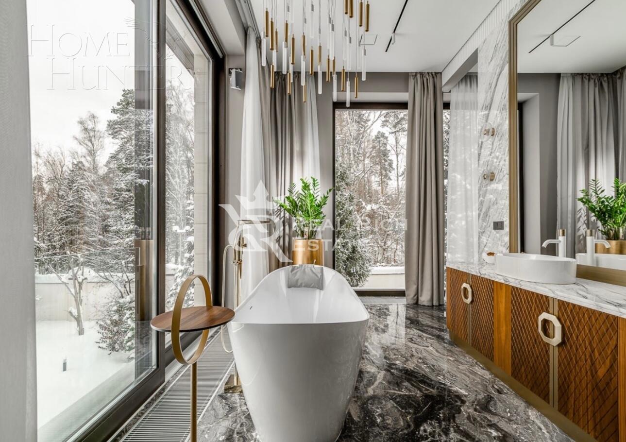 2-этажный коттедж 1 400 м² без отделки