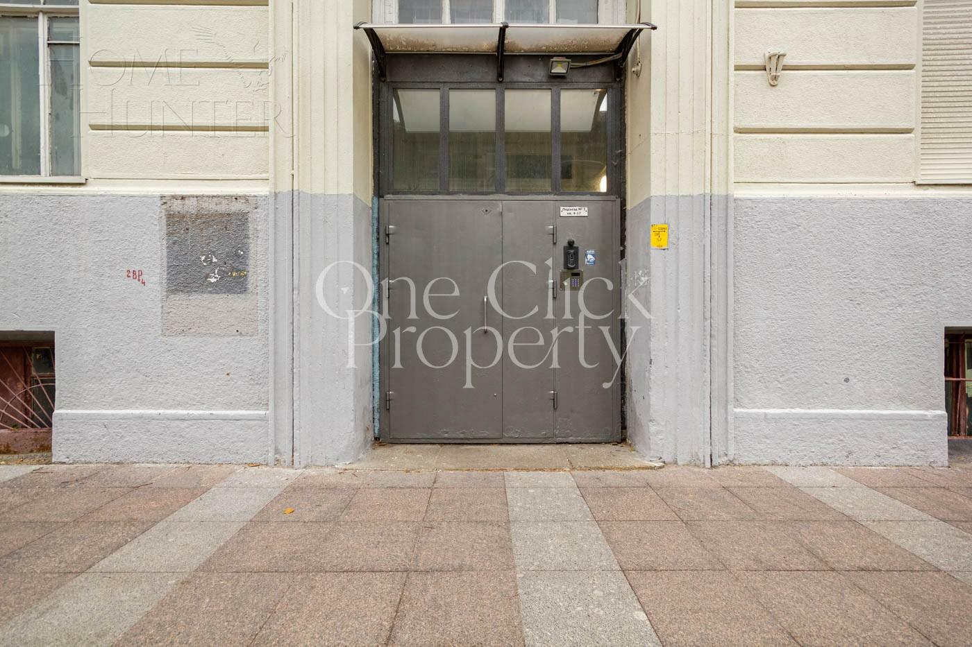 5-КОМН. КВАРТИРА С ОТДЕЛКОЙ 195.1 М² НА 3 ЭТАЖЕ