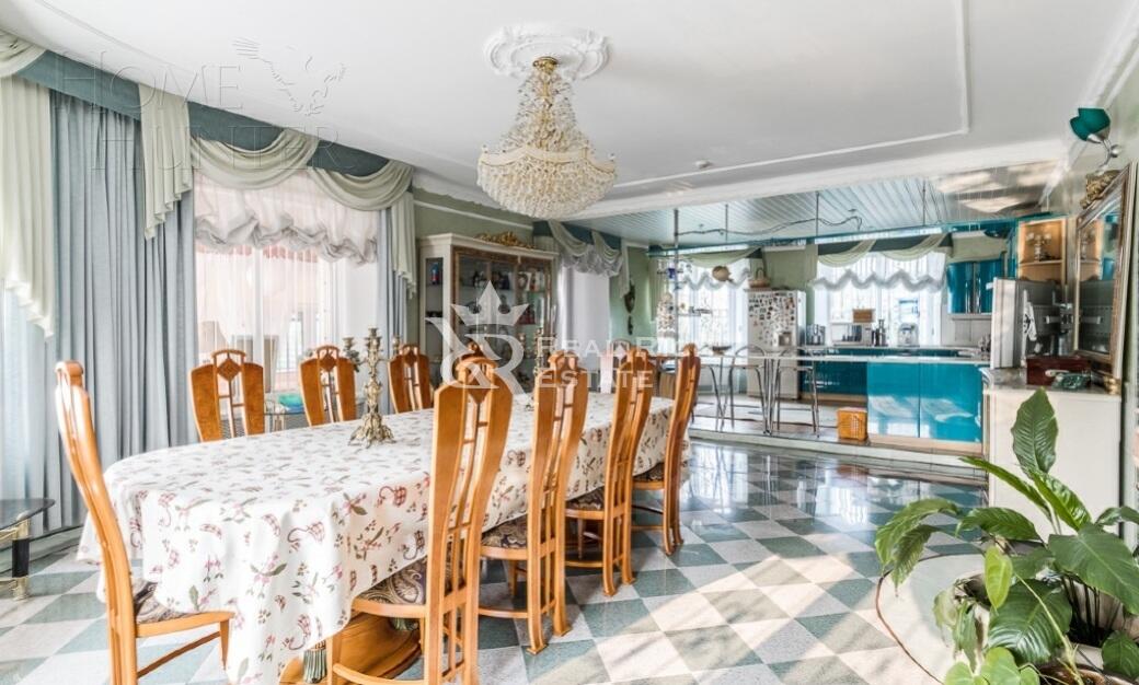 2-этажный коттедж 730 м² с отделкой