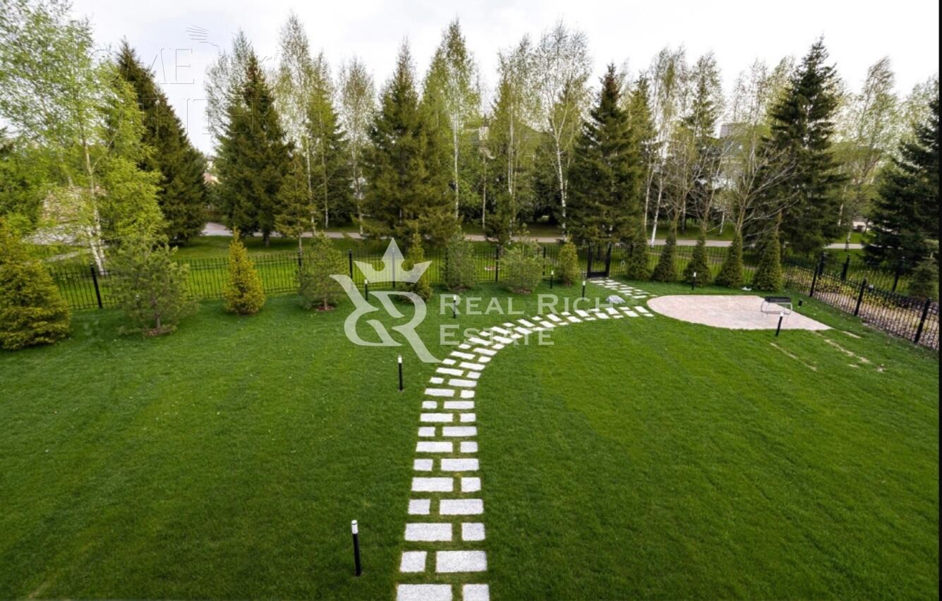 2-этажный коттедж 420 м² с отделкой