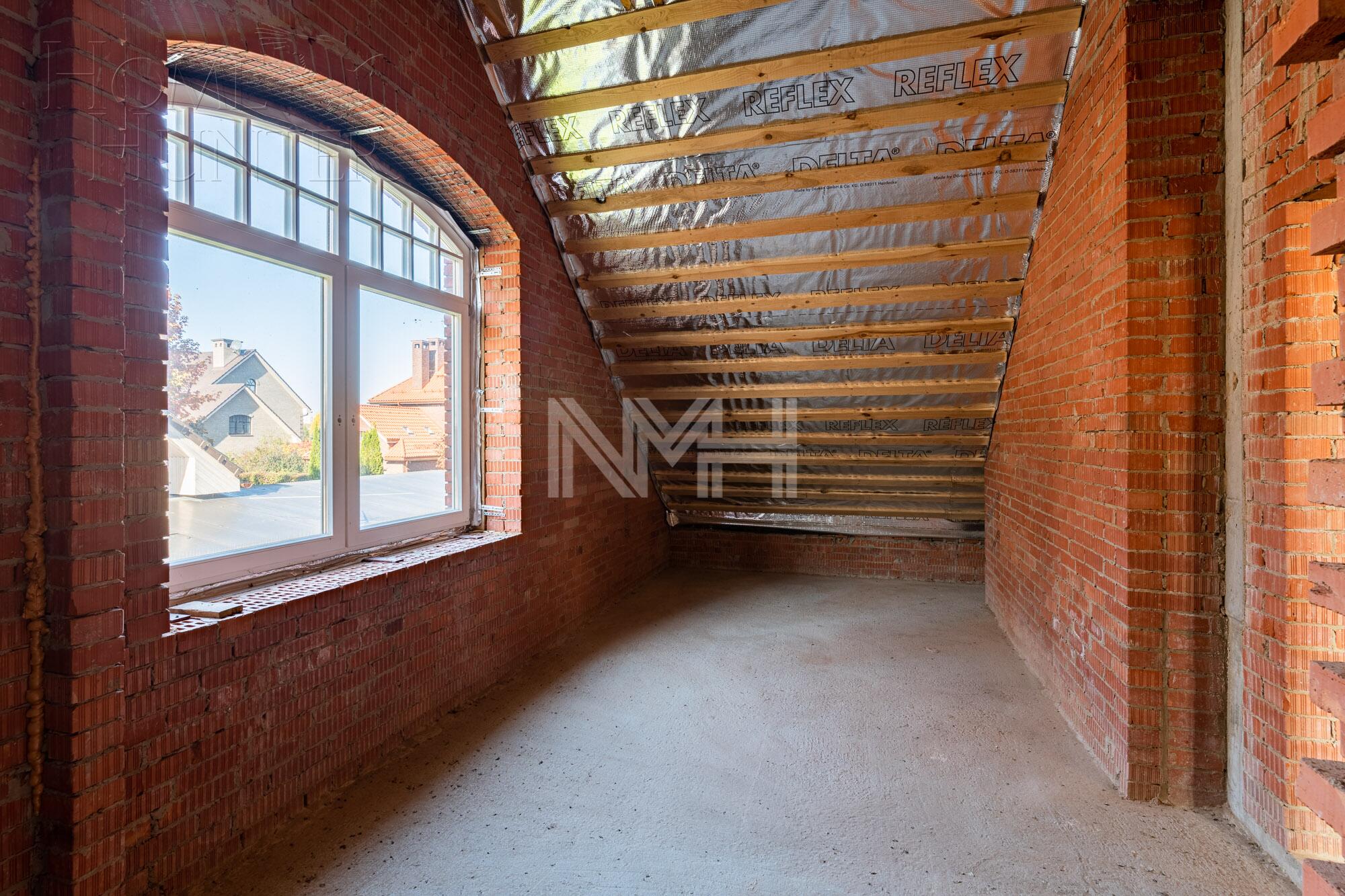 2-этажный коттедж 432.2 м² без отделки