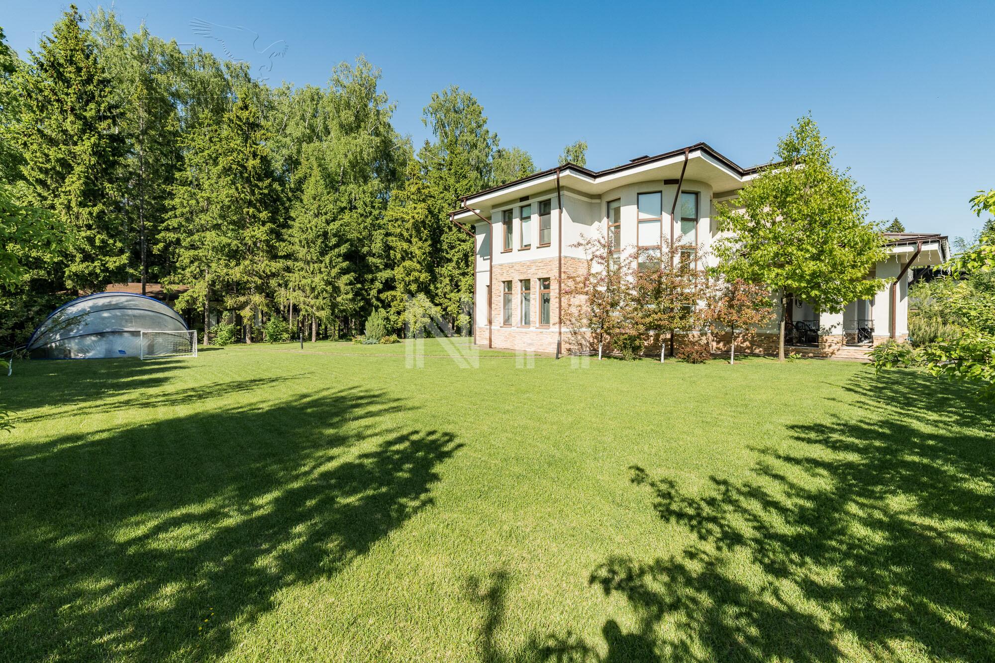 2-этажный коттедж 310 м² с отделкой