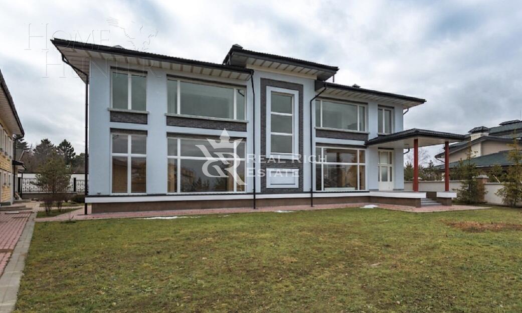 2-этажный коттедж 419.8 м² с отделкой