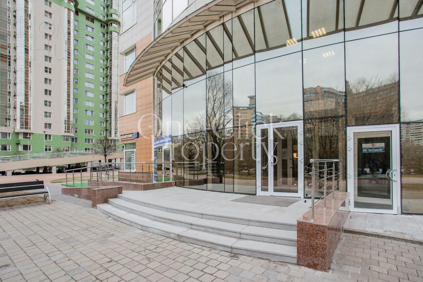 3-КОМН. КВАРТИРА С ОТДЕЛКОЙ 133.4 М² НА 17 ЭТАЖЕ