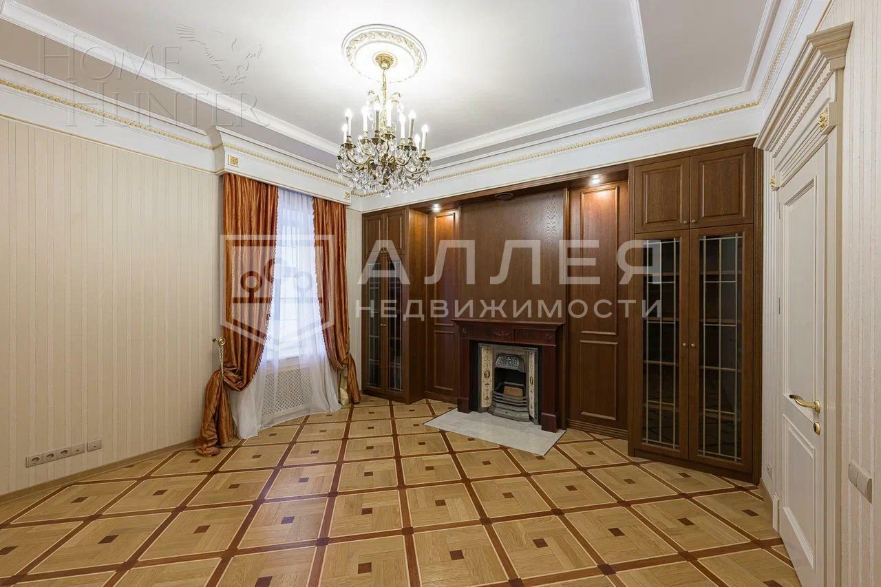 2-этажный коттедж 1 250 м² с отделкой