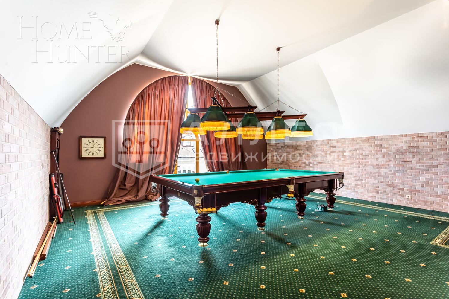 3-этажный коттедж 650 м² с отделкой